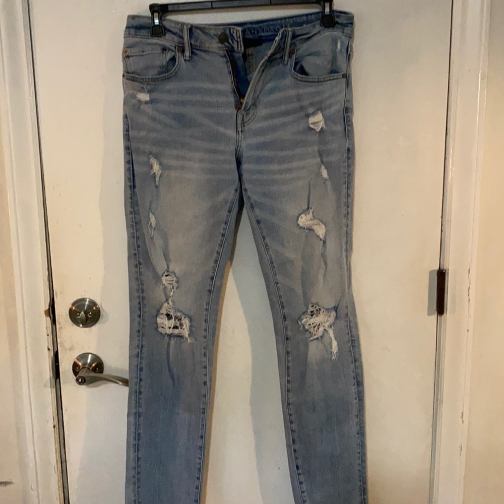 Men’s stone wash jeans